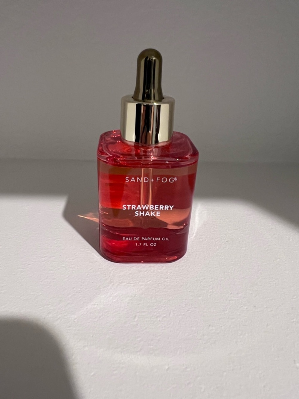 Sand + Fog Strawberry Shake Eau de Parfum Oil - Red